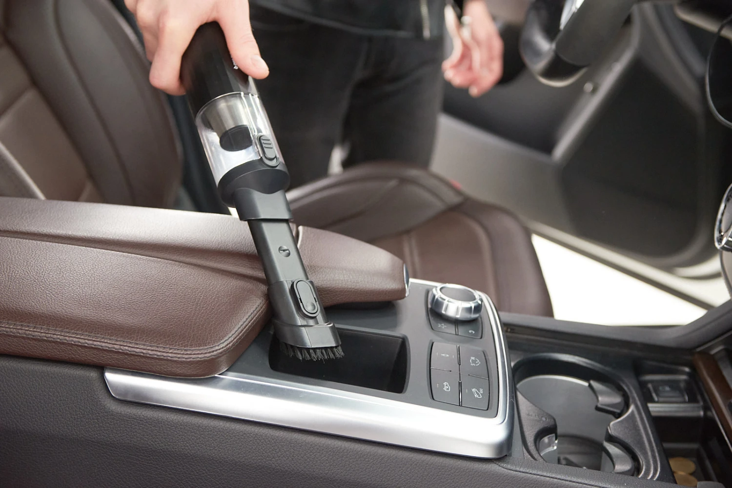 cordless handheld vacuum for Toyota Tundra